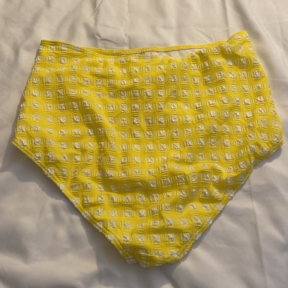 ModCloth Yellow/White Checked High-Waisted Bikini Bottoms - Picture 4 of 4